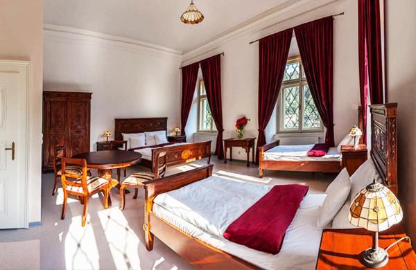 Hotel Klaster Zeliv Екстер'єр фото